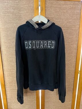 DSQUARED2 Black Crewneck Logo Sweatshirt with Studded Hood Trim